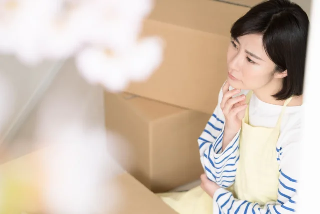 実家の片付けが必要になるタイミングと意識すべきことは?