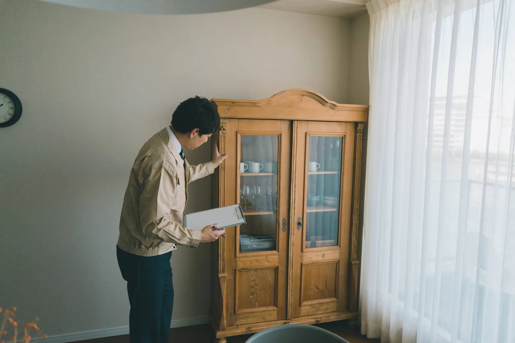 遺品整理業者とのトラブルを防ぐには?高額請求・盗難を避けるポイント